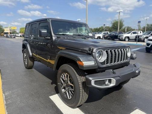2025 Jeep Wrangler 4-Door Sahara 4x4