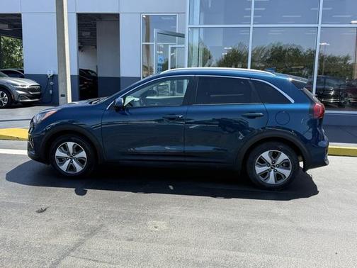2021 Kia Niro LX