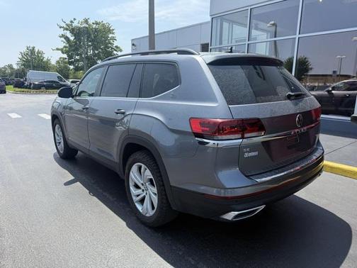 2022 Volkswagen Atlas 2.0T SE w/Technology