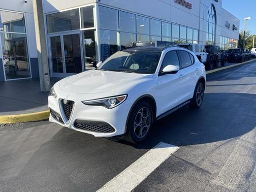2022 Alfa Romeo Stelvio Ti