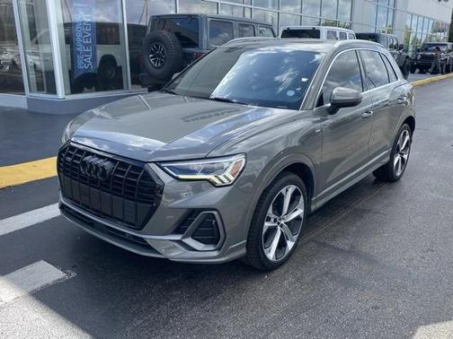 2019 Audi Q3 2.0T S line Premium Plus