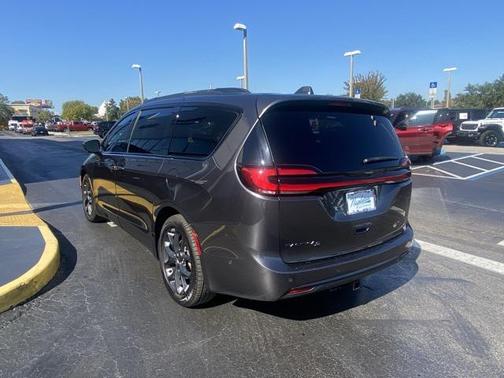 2022 Chrysler Pacifica Limited