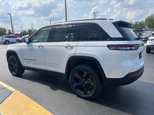 2025 Jeep Grand Cherokee Altitude