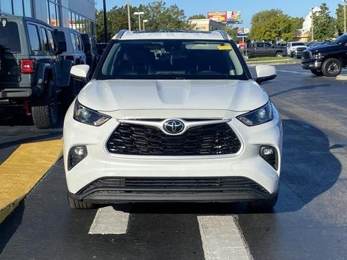 2023 Toyota Highlander XSE