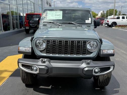 2025 Jeep Gladiator Sport S