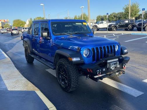 2023 Jeep Gladiator Sport