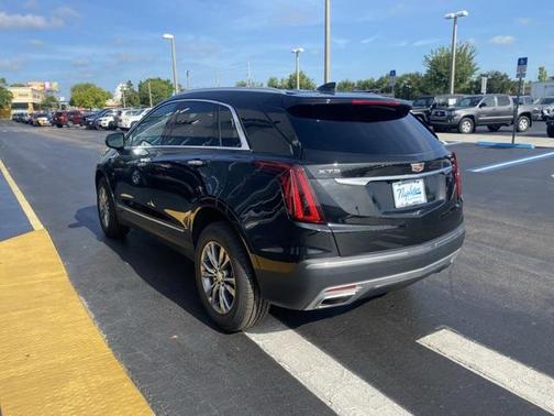 2023 Cadillac XT5 Premium Luxury