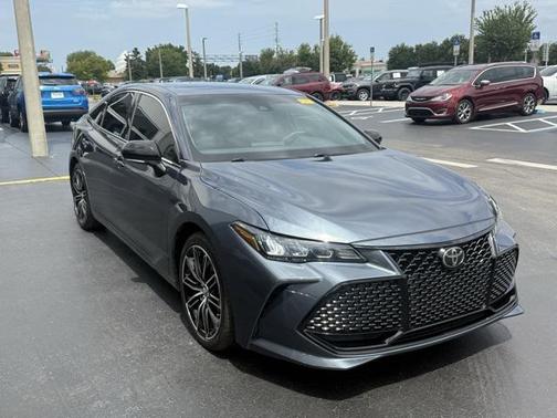2020 Toyota Avalon XSE