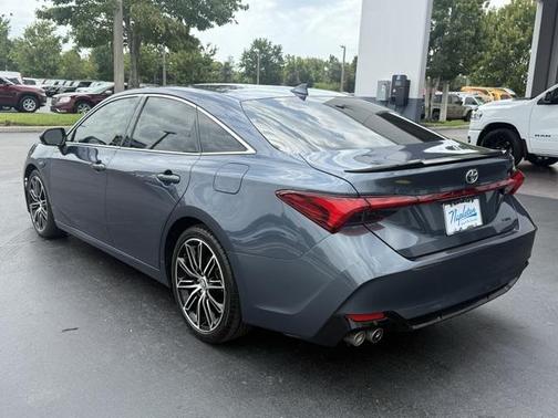 2020 Toyota Avalon XSE