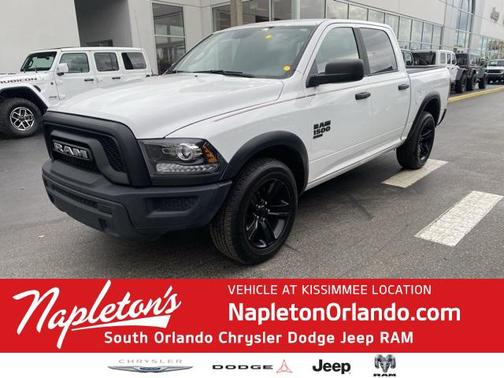 2024 RAM 1500 Classic Warlock Crew Cab 4x2 5'7' Box