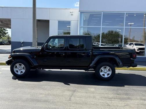 2023 Jeep Gladiator Sport S