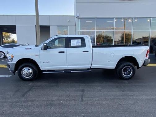 2024 RAM 3500 Big Horn Crew Cab 4x4 8' Box