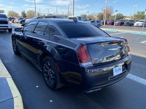 2018 Chrysler 300 S