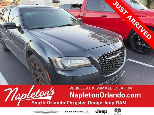2018 Chrysler 300 S