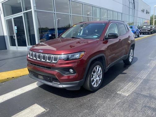 2022 Jeep Compass Latitude Lux