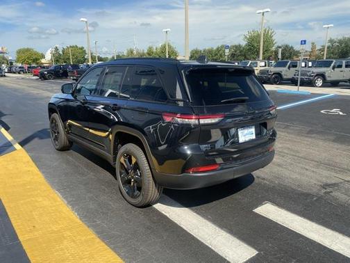 2025 Jeep Grand Cherokee Limited X