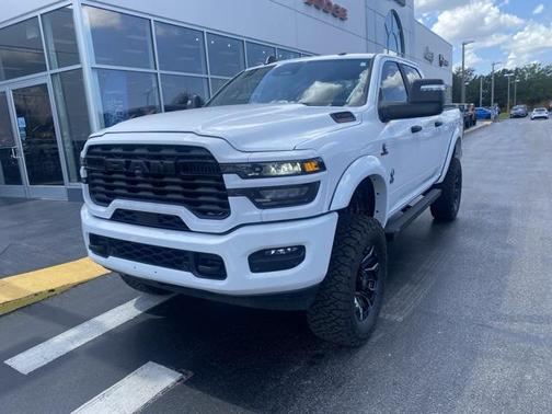 2025 RAM 2500 Big Horn Crew Cab 4x4 6'4' Box