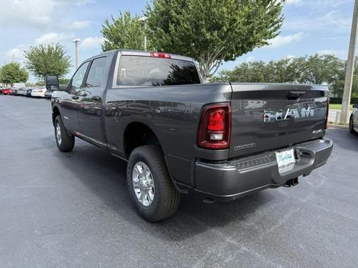 2025 RAM 2500 Big Horn Crew Cab 4x4 6'4' Box