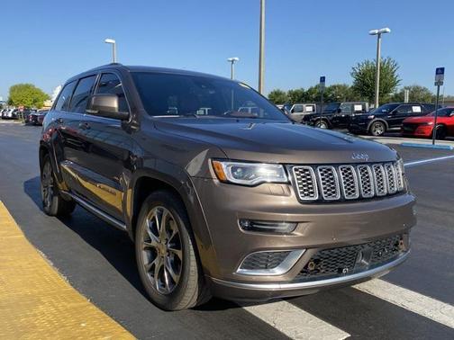 2020 Jeep Grand Cherokee Summit