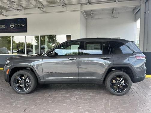 2025 Jeep Grand Cherokee Altitude
