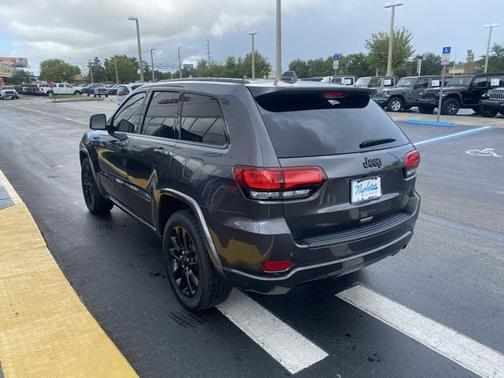 2021 Jeep Grand Cherokee Laredo