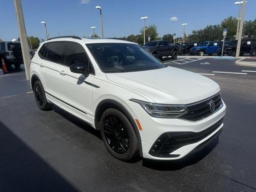 2022 Volkswagen Tiguan 2.0T SE R-Line Black