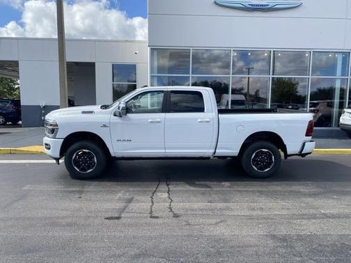 2025 RAM 2500 Laramie Crew Cab 4x4 6'4' Box