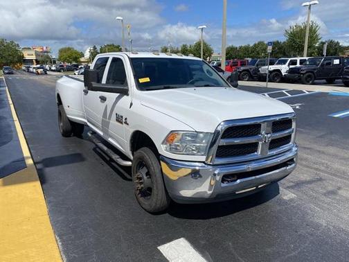 2018 RAM 3500 Tradesman Crew Cab 4x4 8' Box