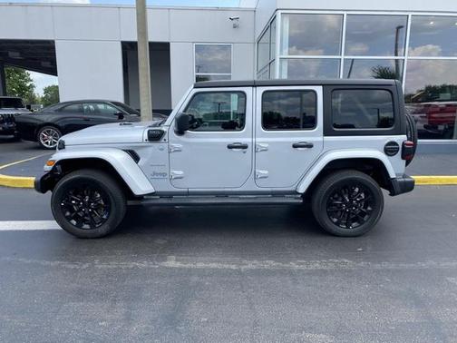 2023 Jeep Wrangler 4xe Sahara