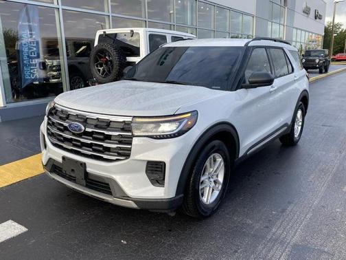 2025 Ford Explorer Active