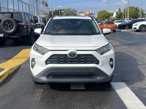 2019 Toyota RAV4 XLE