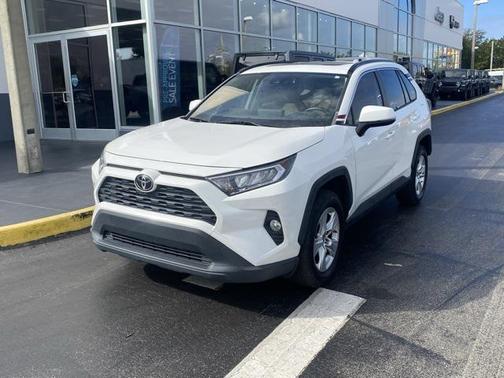 2019 Toyota RAV4 XLE