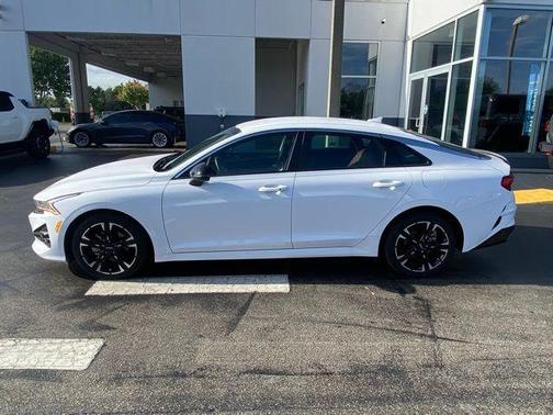 Glacial White Pearl 2023 Kia K5 GT-Line