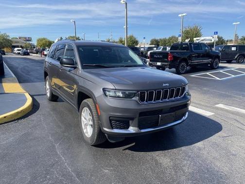 2023 Jeep Grand Cherokee L Laredo