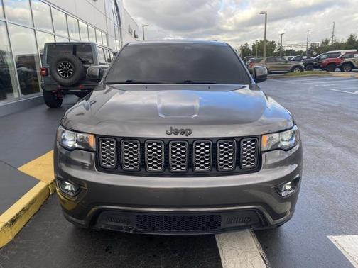 2019 Jeep Grand Cherokee Altitude