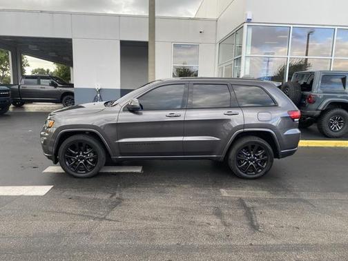 2019 Jeep Grand Cherokee Altitude