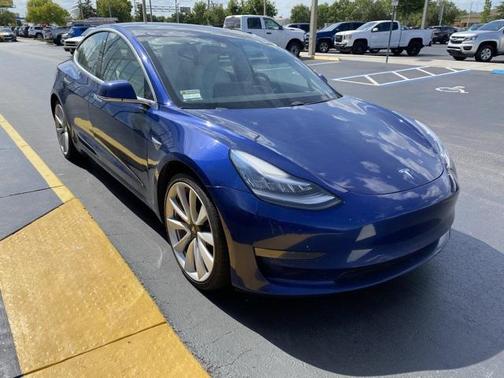 2019 Tesla Model 3 Performance