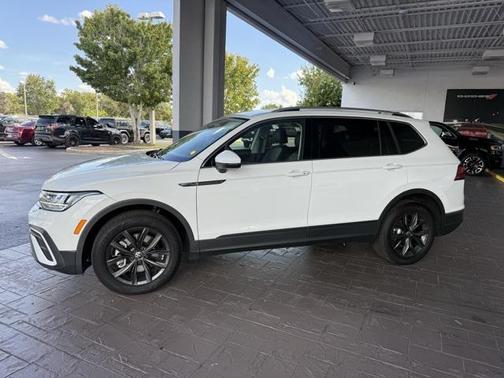 2024 Volkswagen Tiguan 2.0T SE 4MOTION