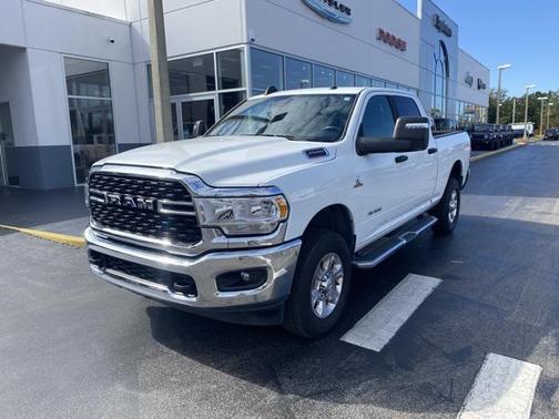 2024 RAM 2500 Big Horn Crew Cab 4x4 6'4' Box