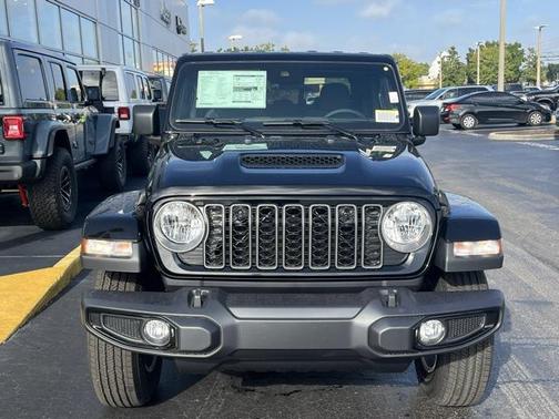 2025 Jeep Gladiator Sport S