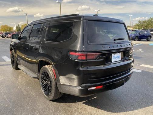 2023 Jeep Wagoneer Series II Carbide 4x4