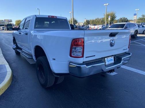 2024 RAM 3500 Big Horn Crew Cab 4x4 8' Box