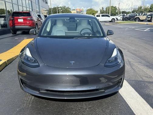 2022 Tesla Model 3 Standard Range