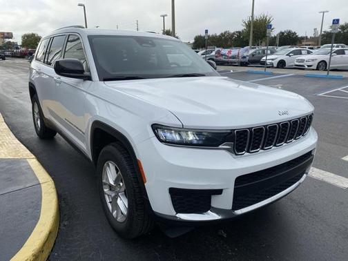 2023 Jeep Grand Cherokee L Laredo