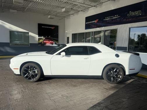 2023 Dodge Challenger SXT