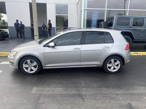 2017 Volkswagen Golf TSI Wolfsburg Edition 4-Door