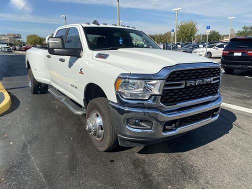 2024 RAM 3500 Big Horn Crew Cab 4x4 8' Box
