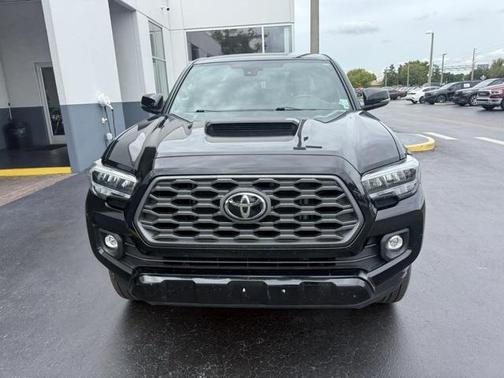 2022 Toyota Tacoma TRD Sport
