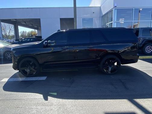 2021 Cadillac Escalade ESV Sport