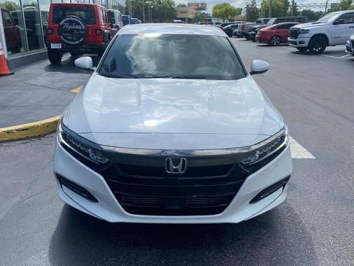Platinum White Pearl 2019 Honda Accord Sport